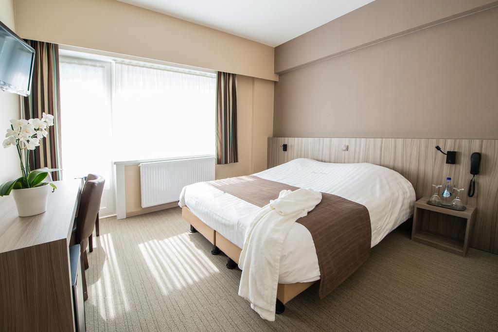 Hotel Princess Oostende Ngoại thất bức ảnh